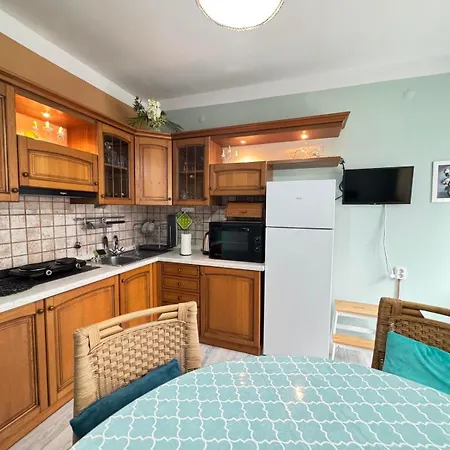 Sea Breeze - Super Center Burgas