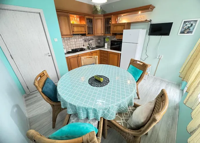 Sea Breeze - Super Center * Burgas